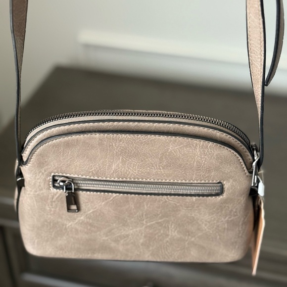 Sam & Hadley Quilted Crossbody Handbag - Cream 9" x 3" - Picture 13 of 16